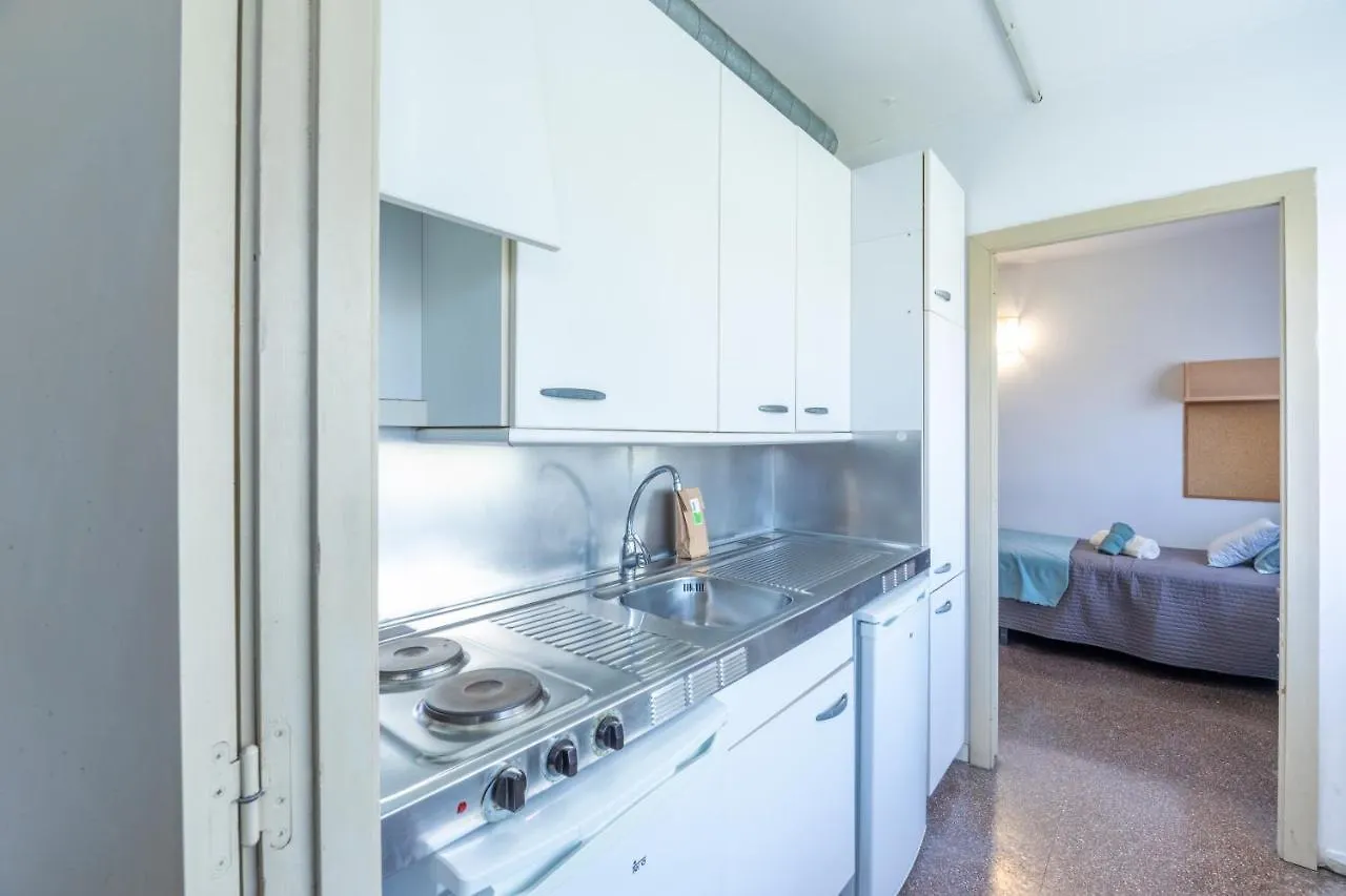 Apartment Residencia Universitaria Resa La Ciutadella Barcelona Spain